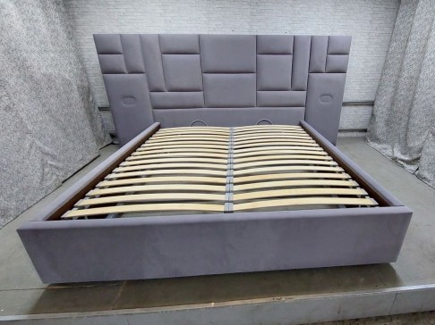 Кровать интерьерная "Лэнд Лорд"